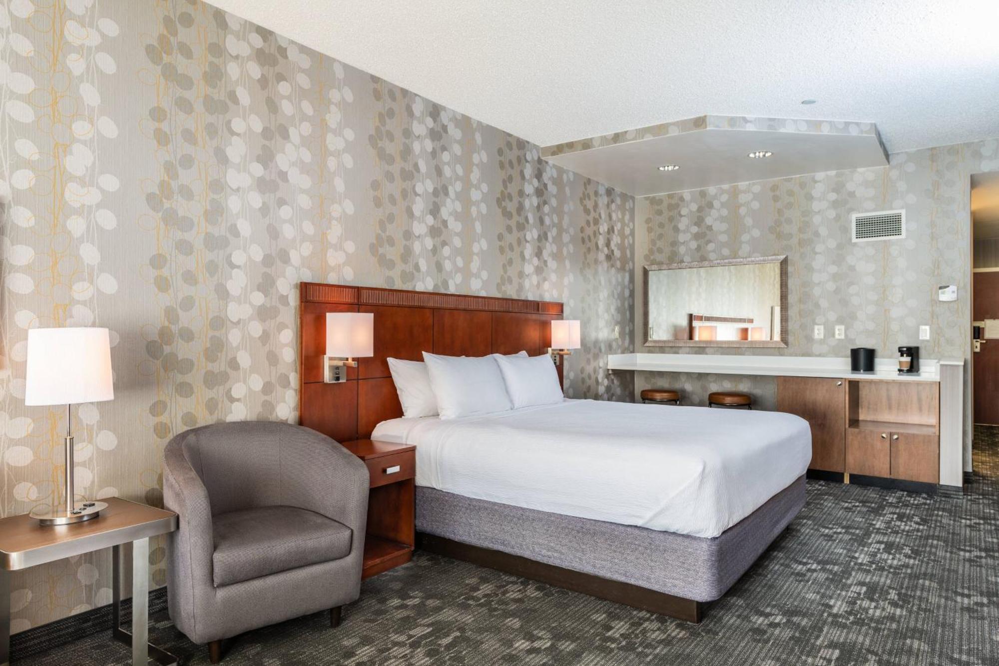 Courtyard By Marriott Newark-University Of Delaware Exterior foto